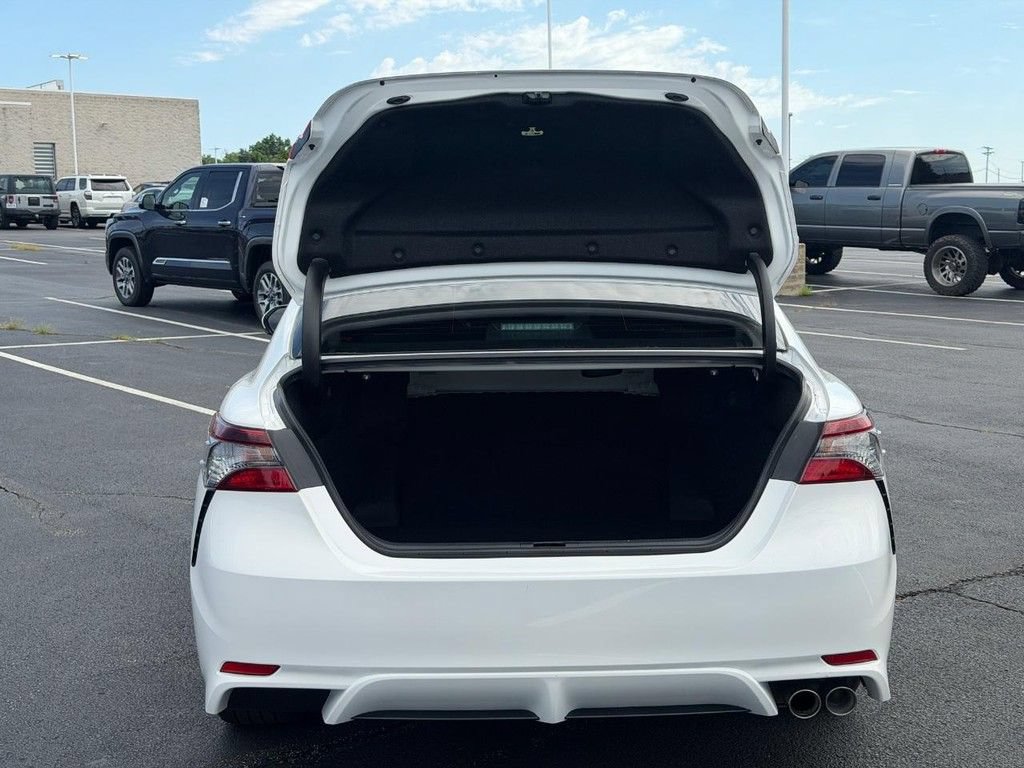 Certified 2024 Toyota Camry SE FWD image 4