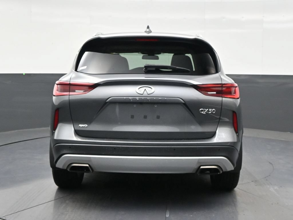 Used 2023 INFINITI QX50 Luxe AWD/4WD image 4