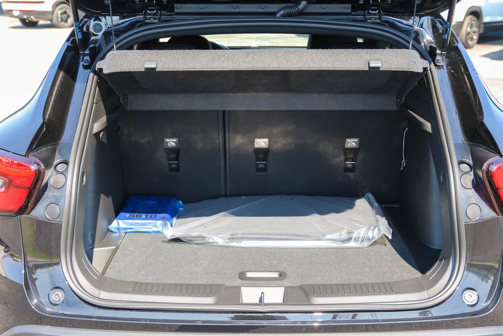 New 2026 Chevrolet Trax RS image 8