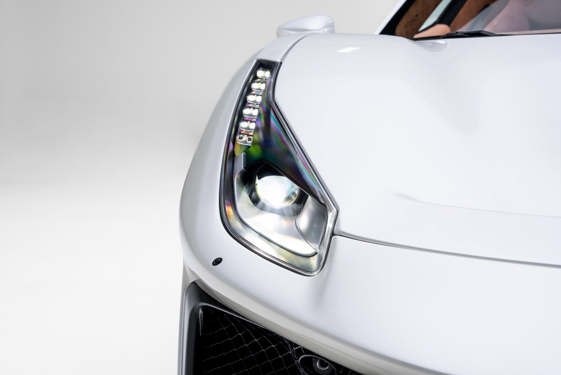 Used 2020 Ferrari 488 Pista image 16