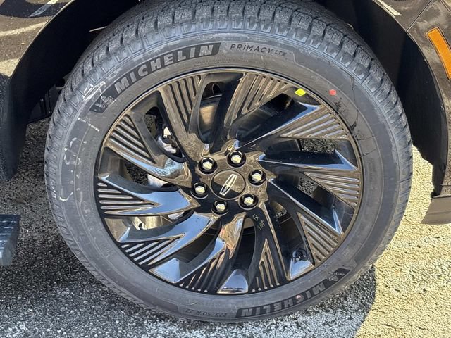 New 2026 Lincoln Navigator L Reserve w/ Jet Appearance Package AWD/4WD image 9