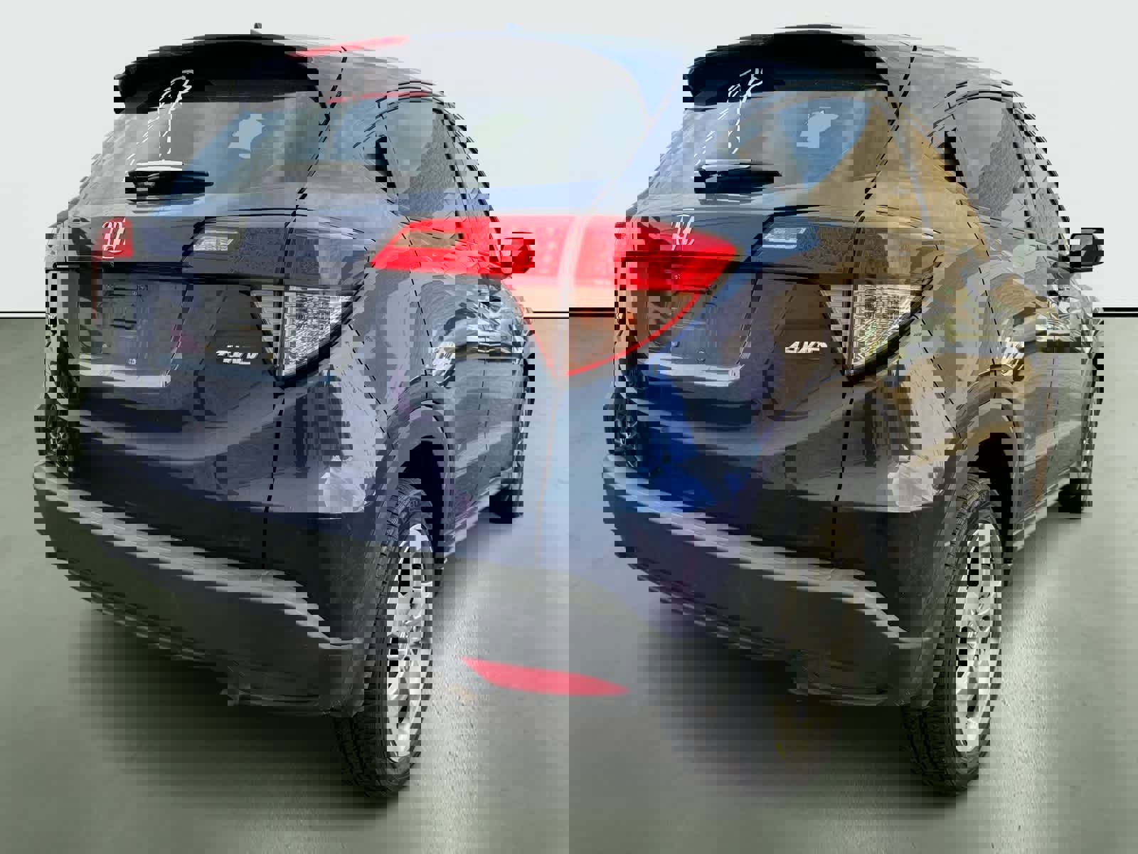 Used 2017 Honda HR-V LX image 4