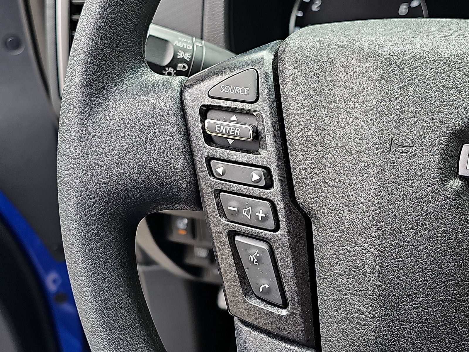 Certified 2024 Nissan Frontier SV w/ Technology Package image 21