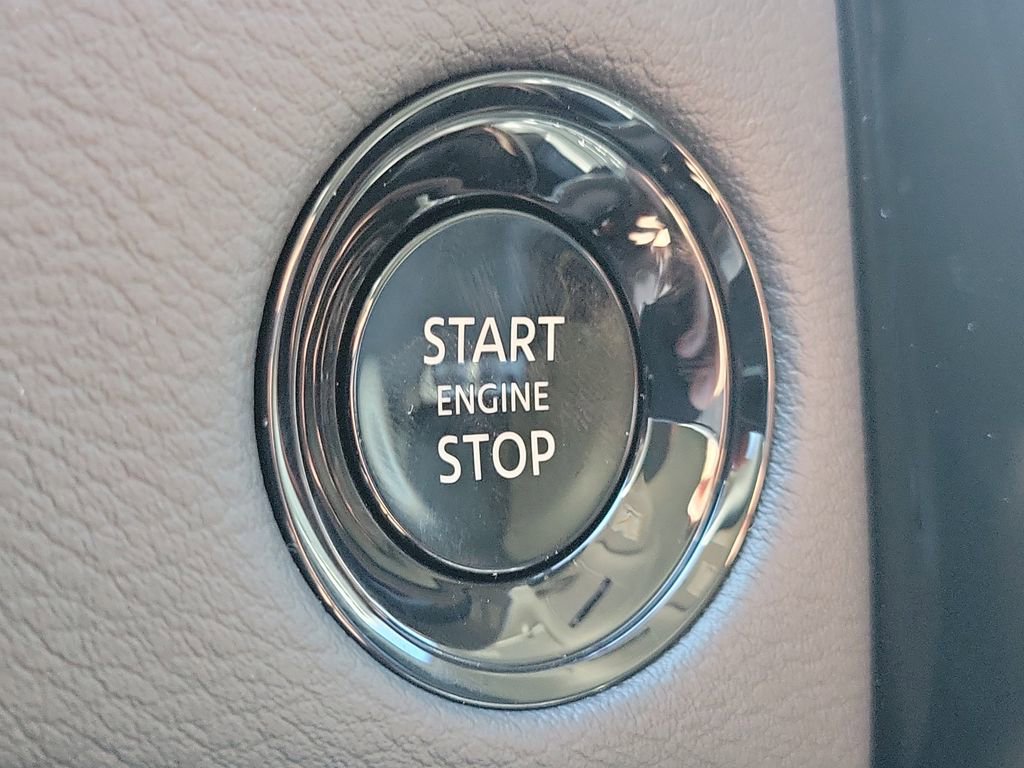 New 2026 Nissan Armada SV image 38