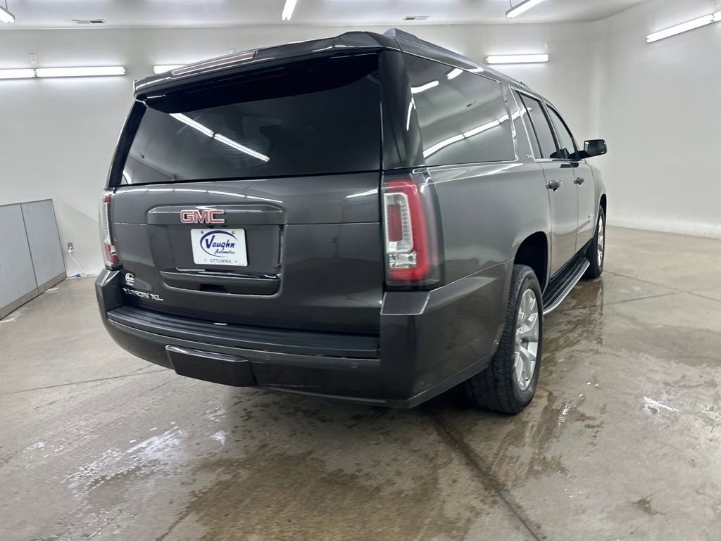 Used 2017 GMC Yukon XL SLE w/ SLE Value Package RWD image 10
