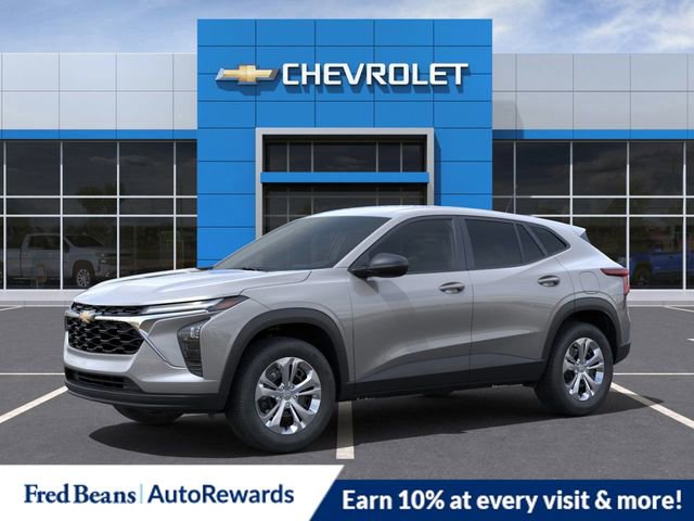 New 2025 Chevrolet Trax LS w/ Driver Confidence Package video 2