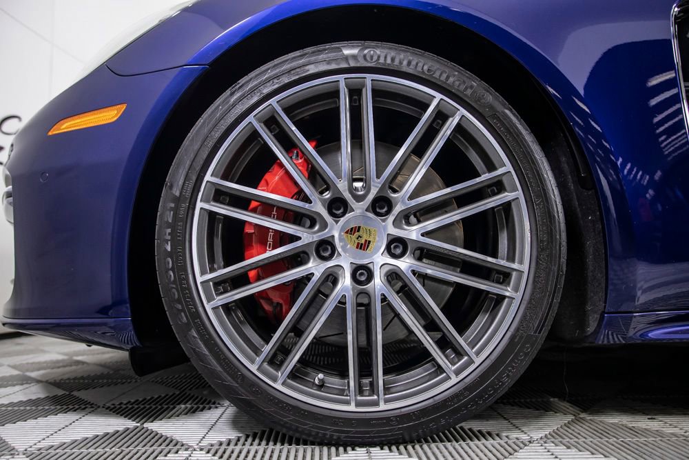 Used 2020 Porsche Panamera GTS AWD/4WD image 36