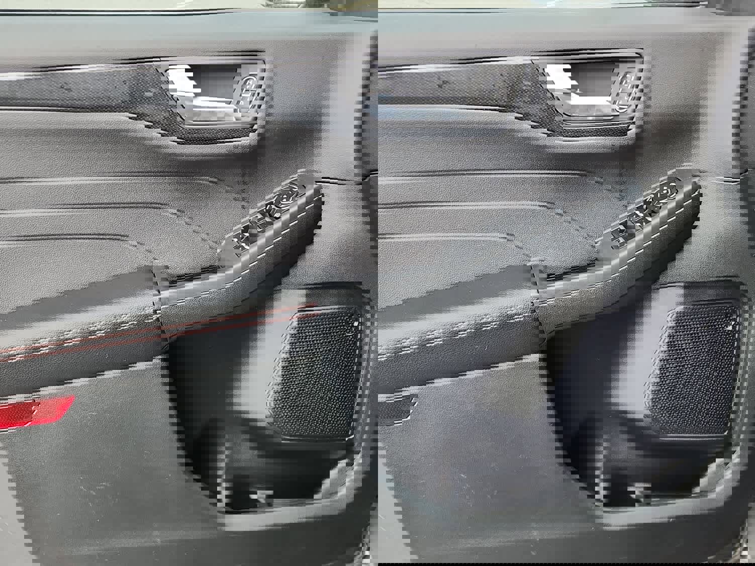 Used 2023 Ford Escape ST-Line image 9