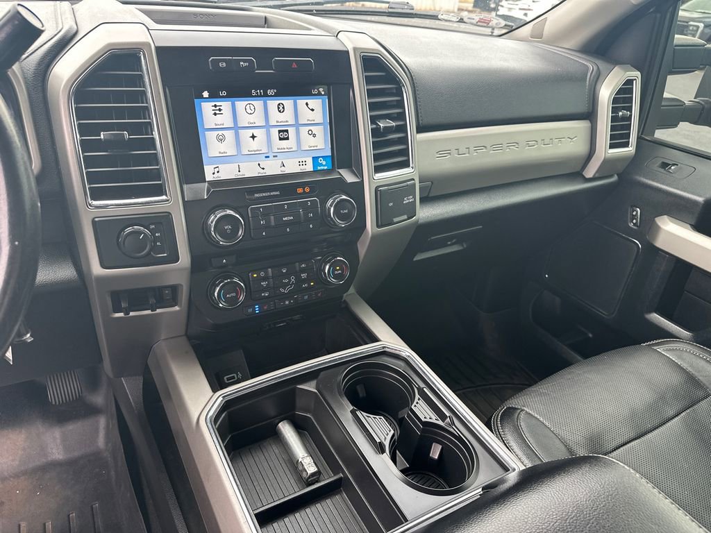 Used 2018 Ford F250 Lariat w/ Lariat Value Package AWD/4WD image 32