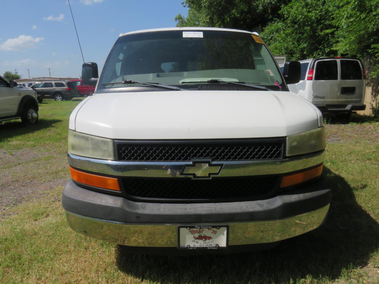 Used 2004 Chevrolet Express 3500 Extended Passenger w/ LS Preferred Equipment Group RWD image 2