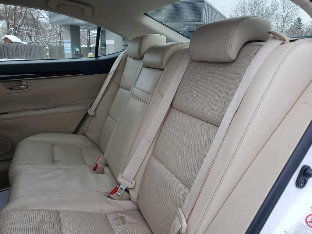 Used 2015 Lexus ES 350 Base image 9