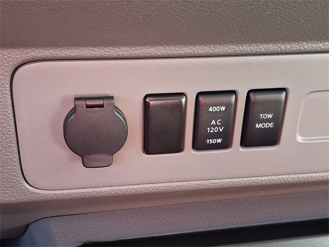 Used 2019 Nissan NV 2500 SV w/ Navigation Package image 28