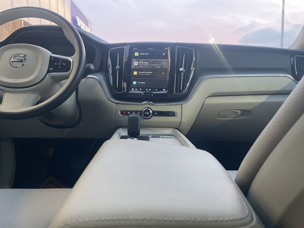 Certified 2023 Volvo XC60 B5 Core w/ Climate Package image 24