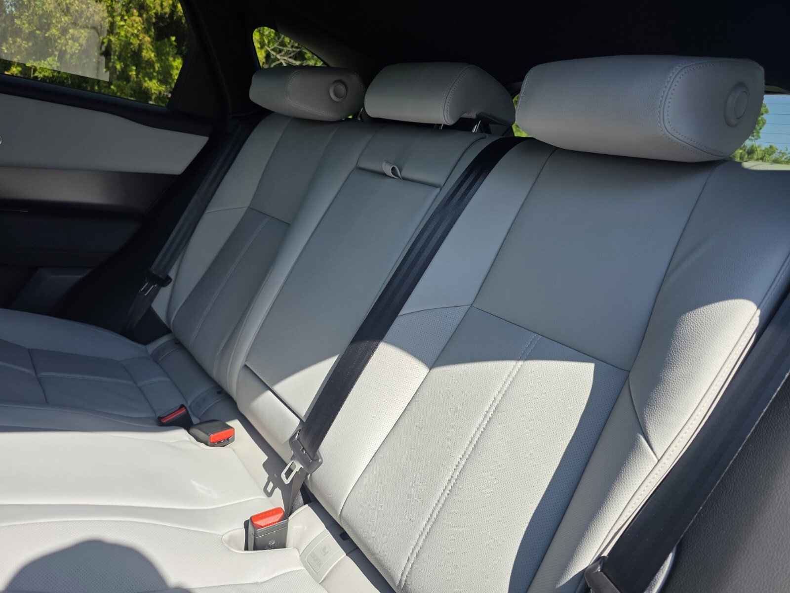 New 2026 Land Rover Range Rover Velar Dynamic SE AWD/4WD image 13