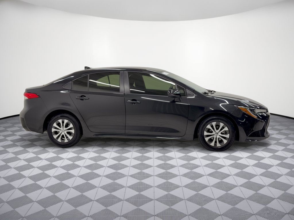 Used 2022 Toyota Corolla LE FWD image 8