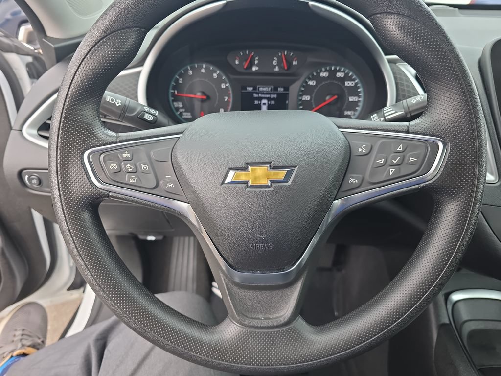Used 2024 Chevrolet Malibu LT FWD image 13