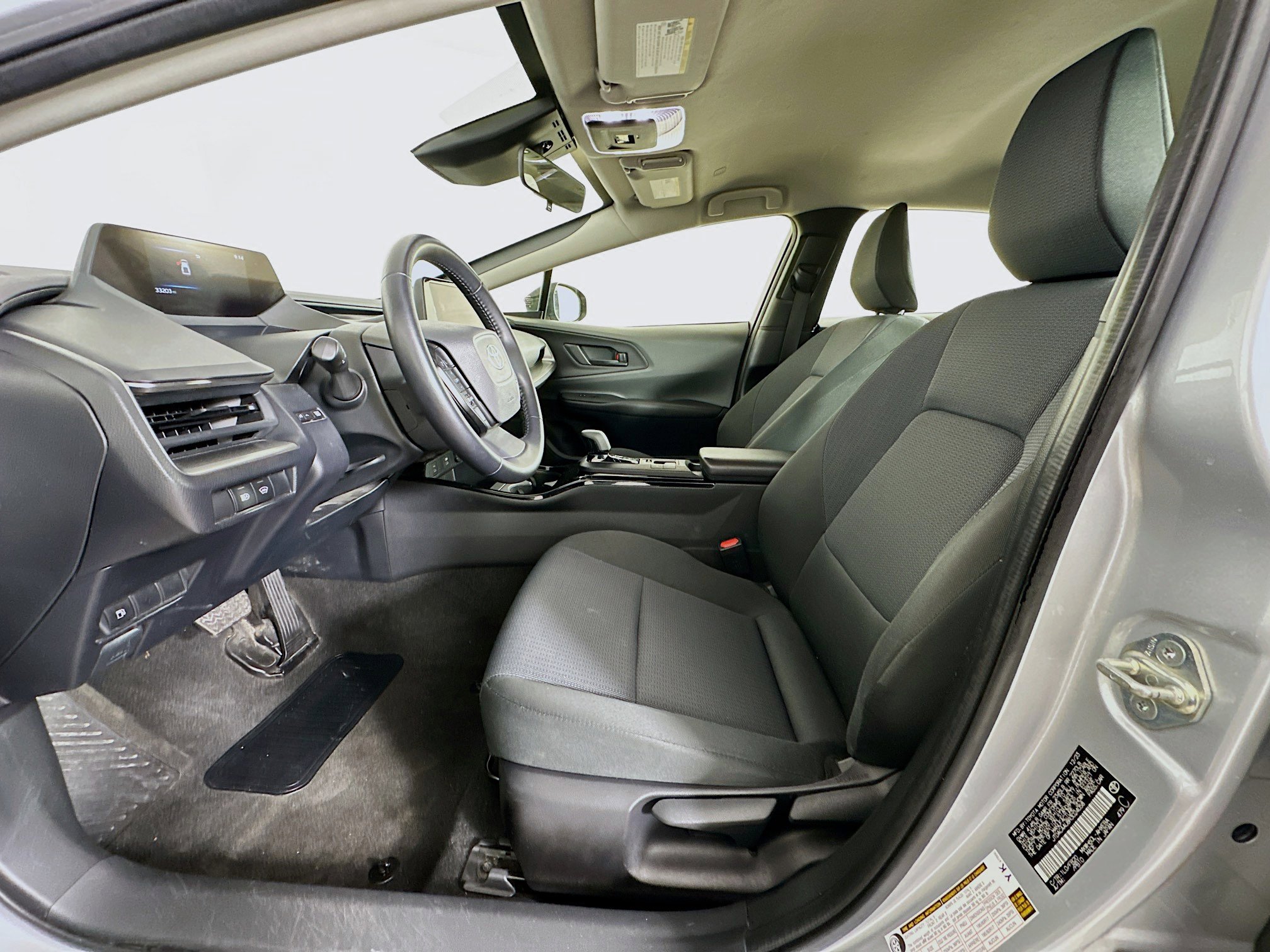 Used 2024 Toyota Prius LE image 13