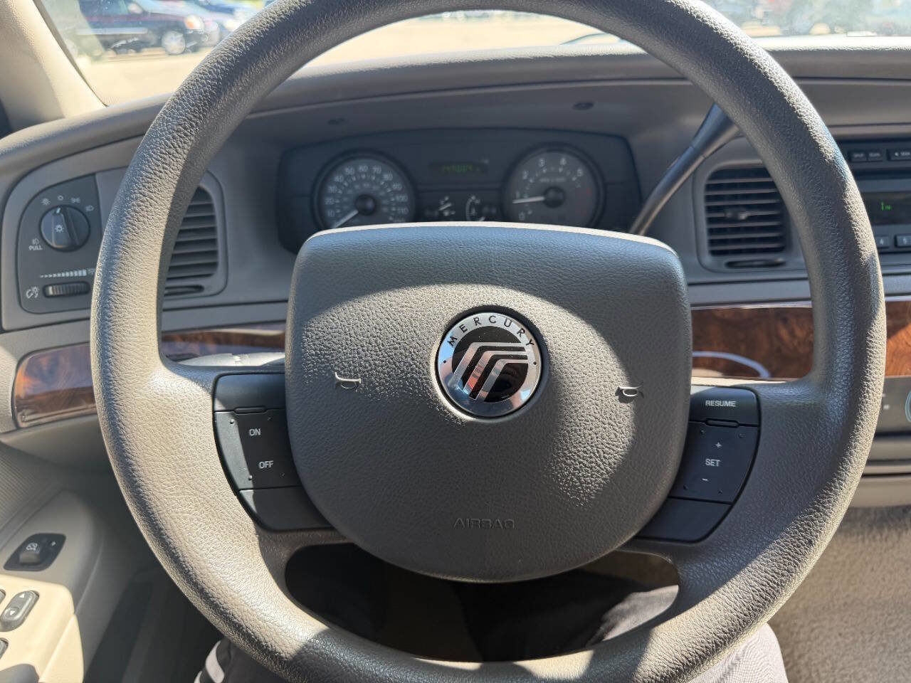 Used 2008 Mercury Grand Marquis GS RWD image 17