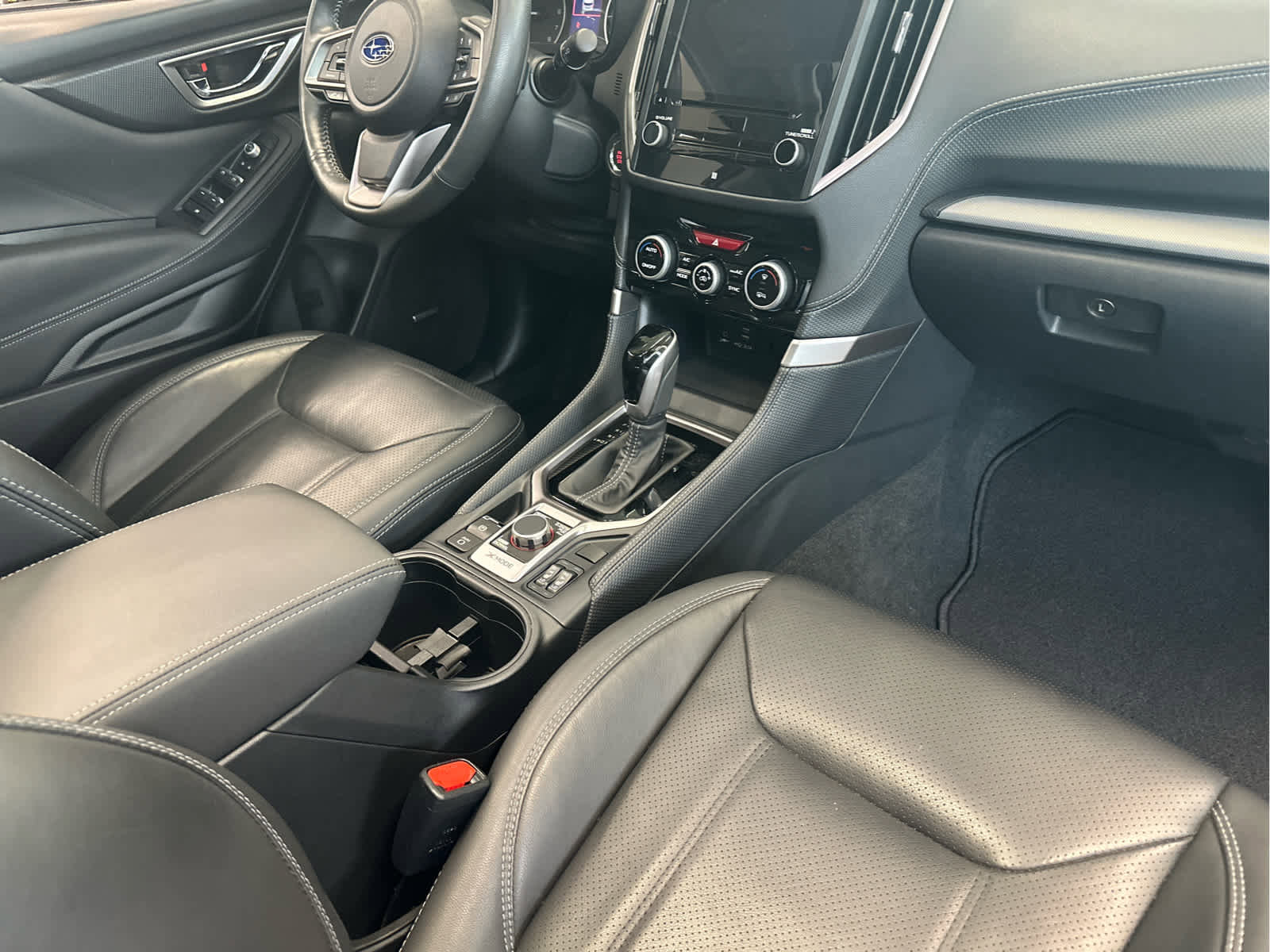 Used 2021 Subaru Forester Limited image 10