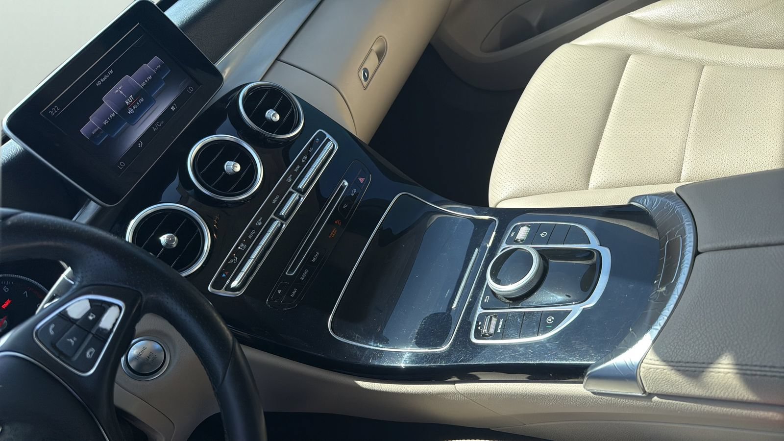 Used 2017 Mercedes-Benz C 300 Sedan image 17