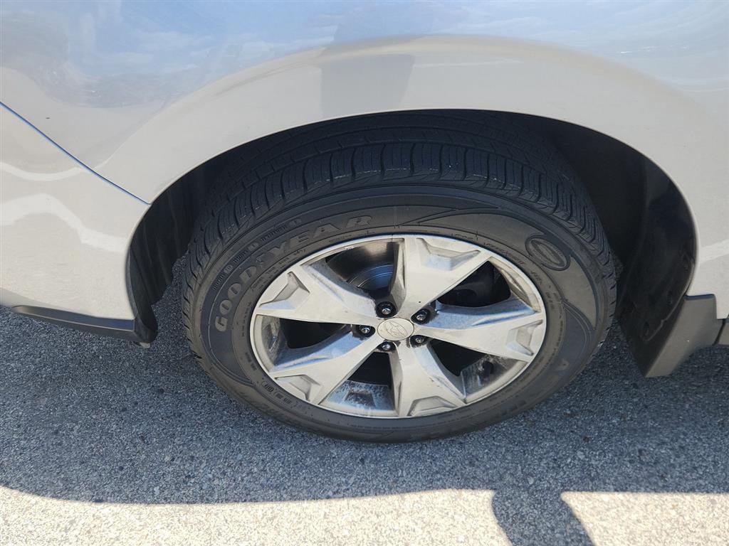 Used 2016 Subaru Forester 2.5i Premium w/ Protection Package #1 AWD/4WD image 10