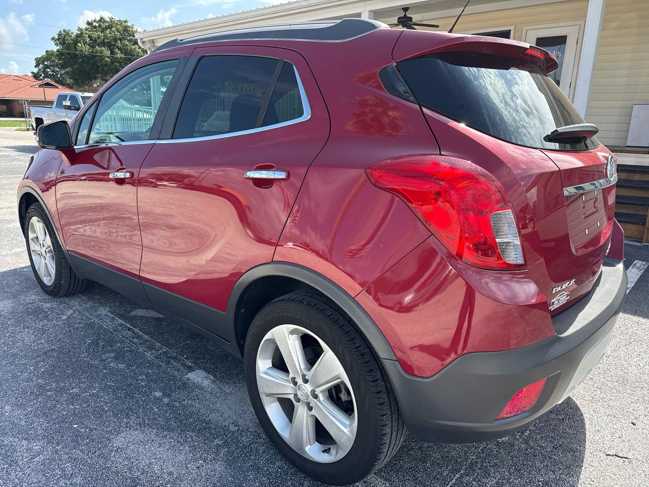 Used 2016 Buick Encore FWD image 3