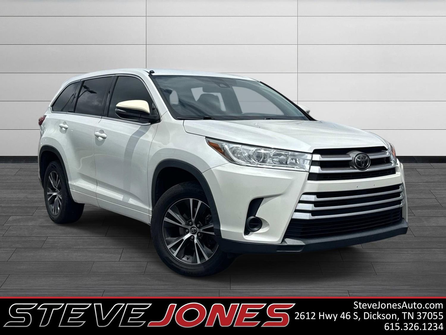 Used 2018 Toyota Highlander LE