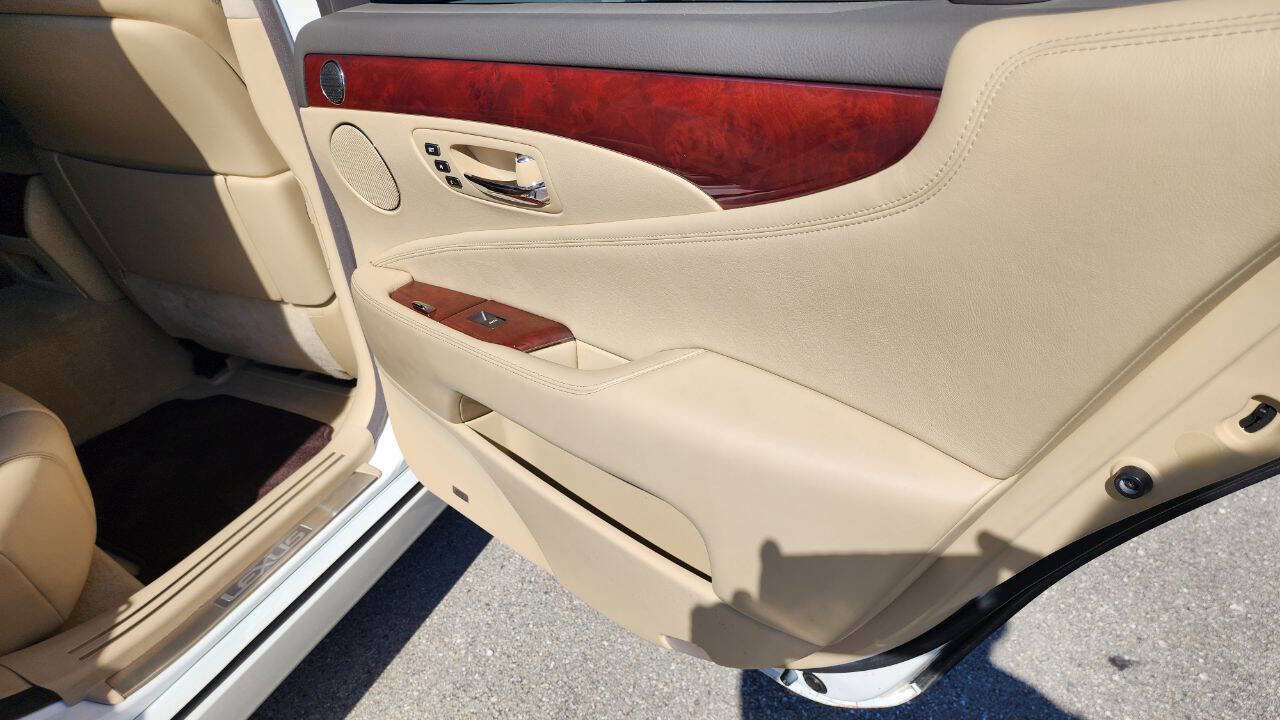 Used 2009 Lexus LS 460 L image 21