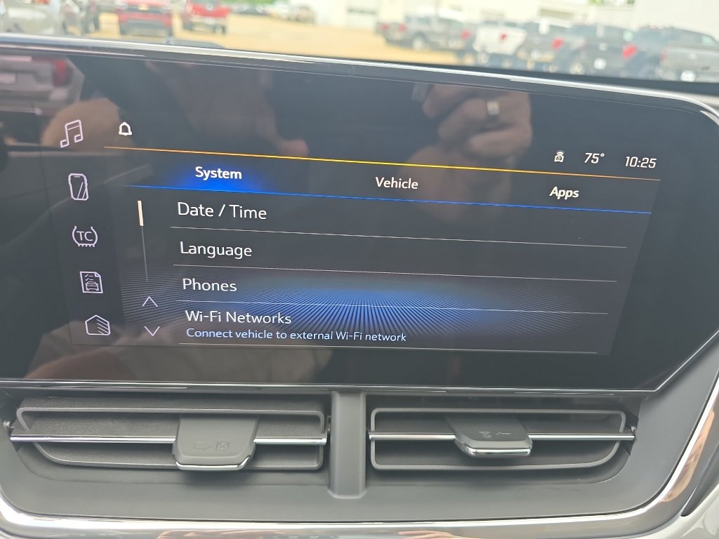 New 2026 Chevrolet Trax LT w/ Driver Confidence Package FWD image 27