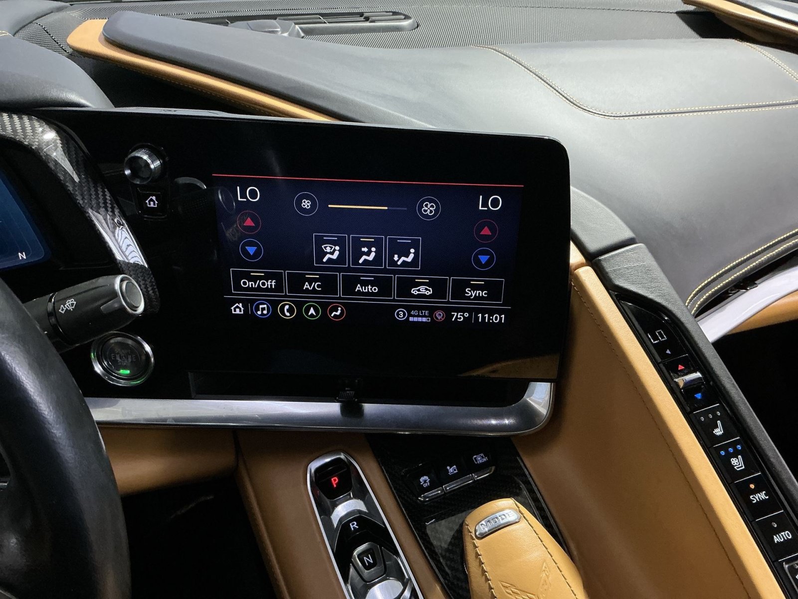 Used 2021 Chevrolet Corvette Stingray Premium Conv w/ Z51 Performance Package RWD image 22