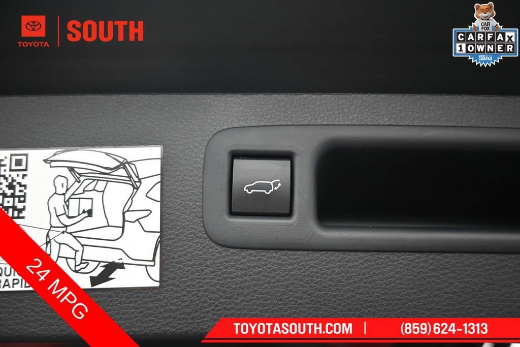 Used 2023 Toyota Highlander Limited AWD/4WD image 34