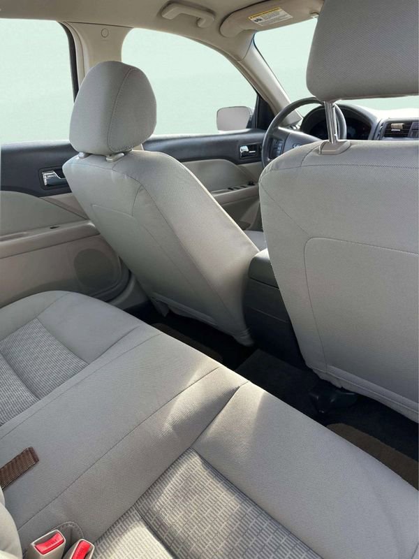 Used 2012 Ford Fusion S image 9