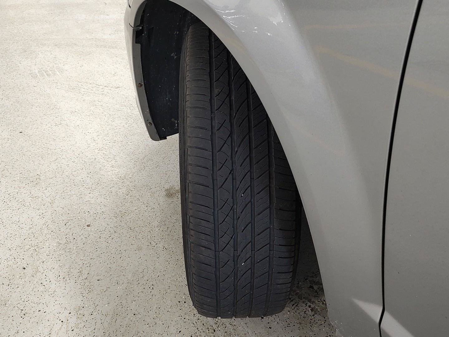 Used 2014 Chrysler Town & Country Touring-L w/ Trailer Tow Group FWD image 29