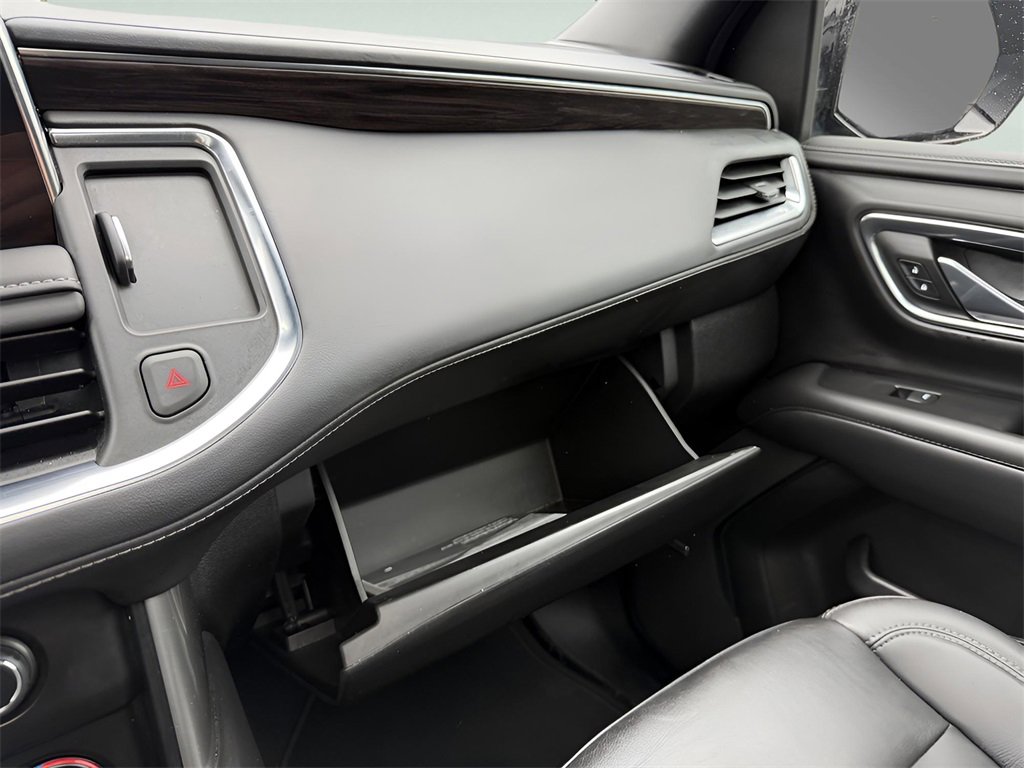 Used 2023 Chevrolet Suburban Z71 image 17