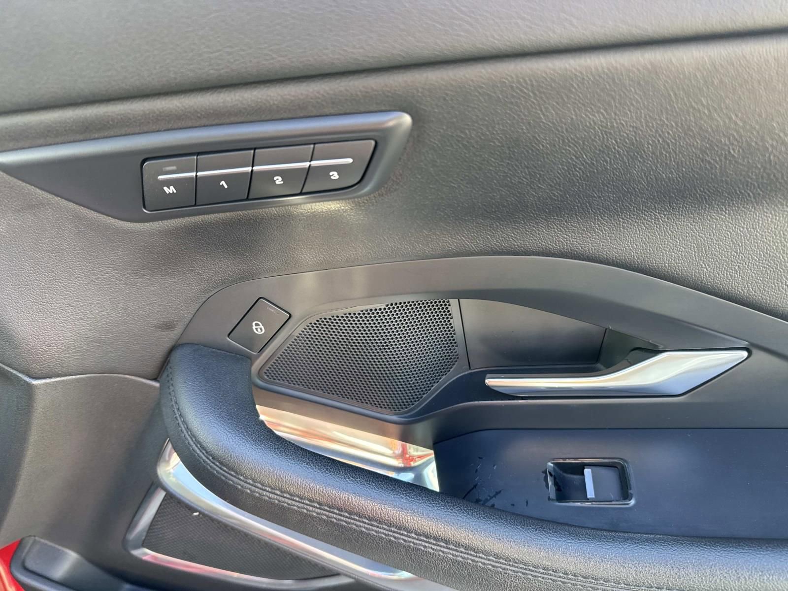 Used 2019 Jaguar E-PACE S image 15