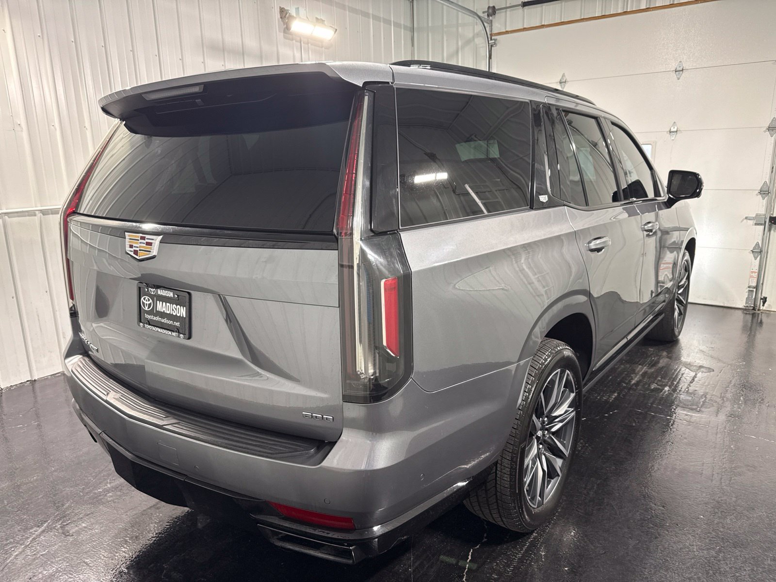 Used 2021 Cadillac Escalade Sport w/ Driver Assist Tech Package AWD/4WD image 55