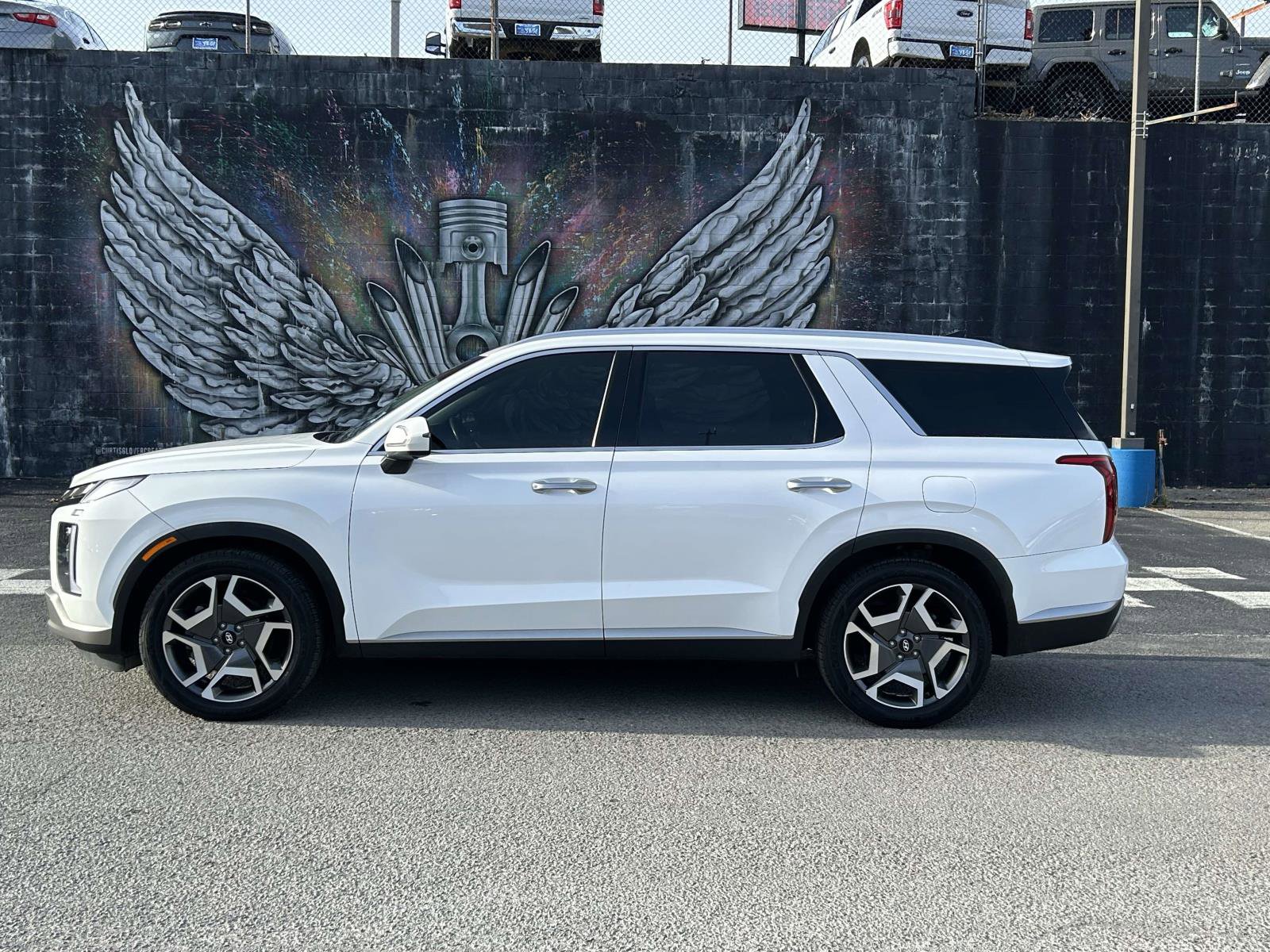 Used 2023 Hyundai Palisade SEL image 6