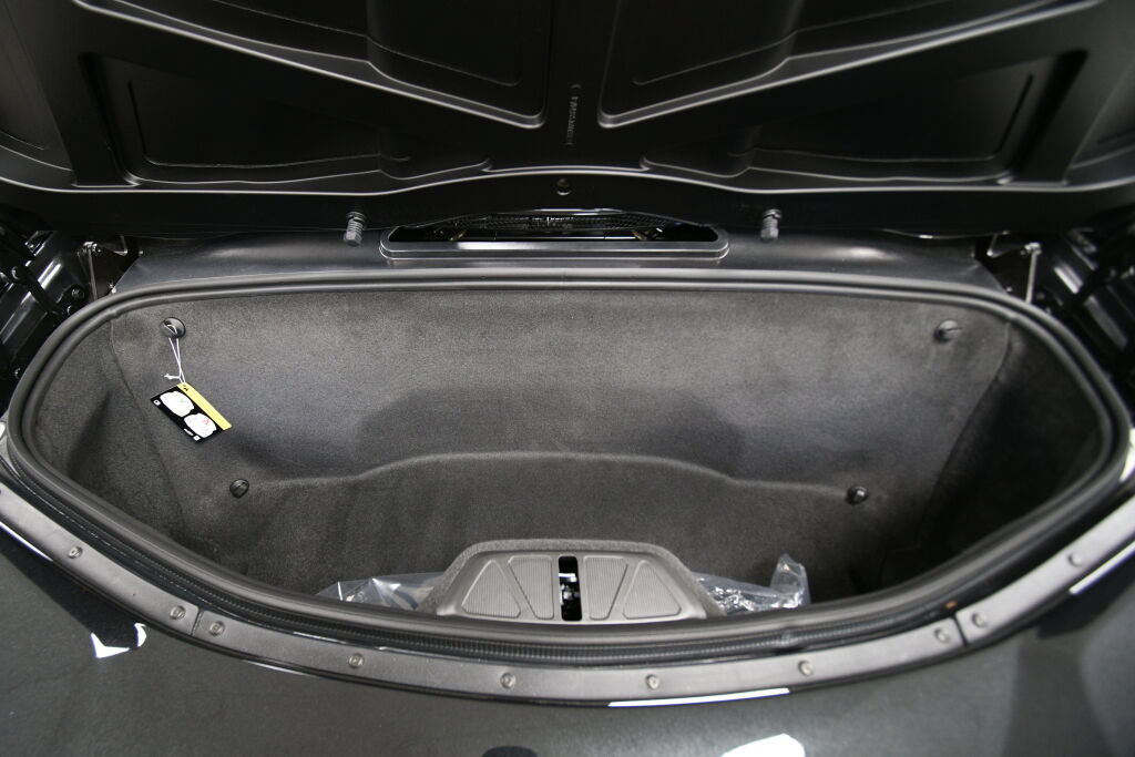 Used 2024 Chevrolet Corvette Z06 RWD image 31
