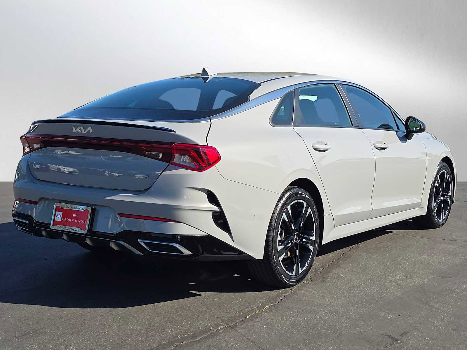 Used 2024 Kia K5 GT-Line w/ GT-Line Premium Package image 3