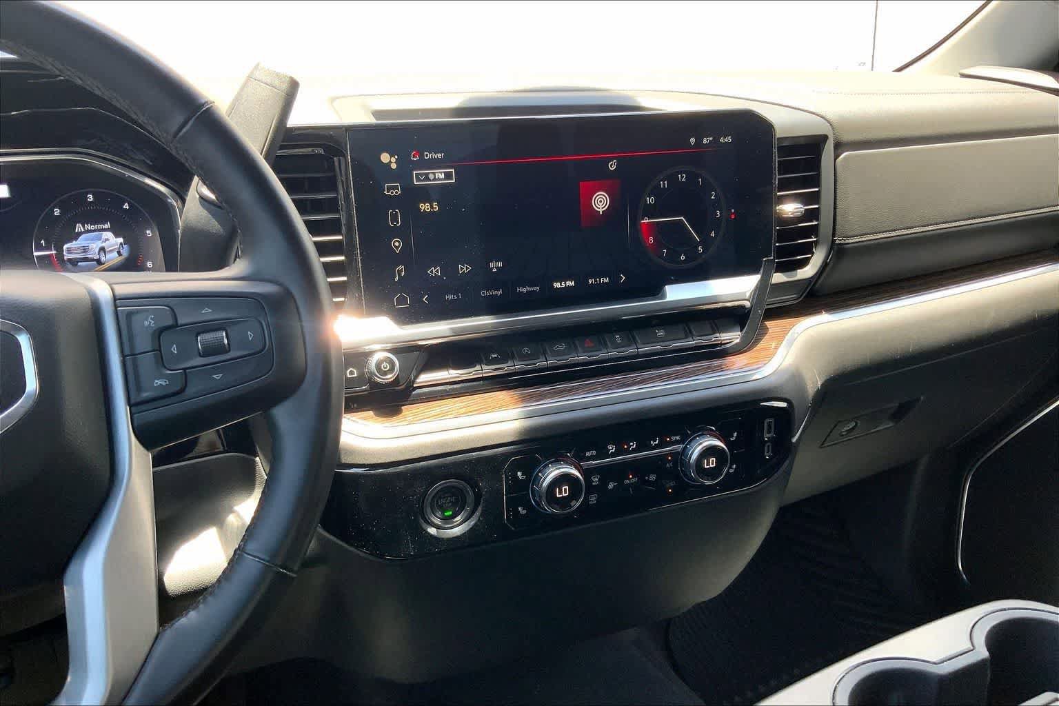 Used 2023 GMC Sierra 1500 Elevation RWD image 16