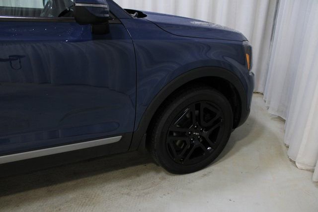 Used 2023 Kia Telluride EX X-Line image 12