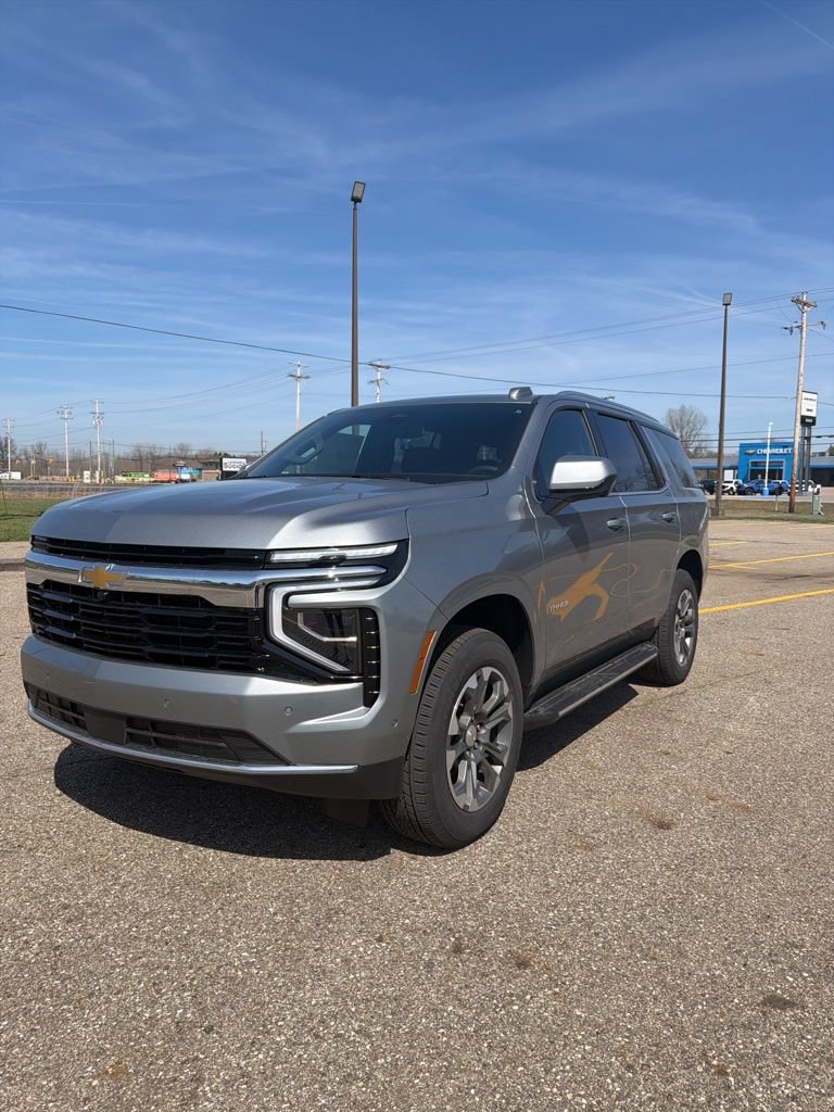 New 2026 Chevrolet Tahoe LS AWD/4WD image 1