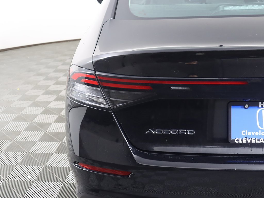Used 2023 Honda Accord EX image 13