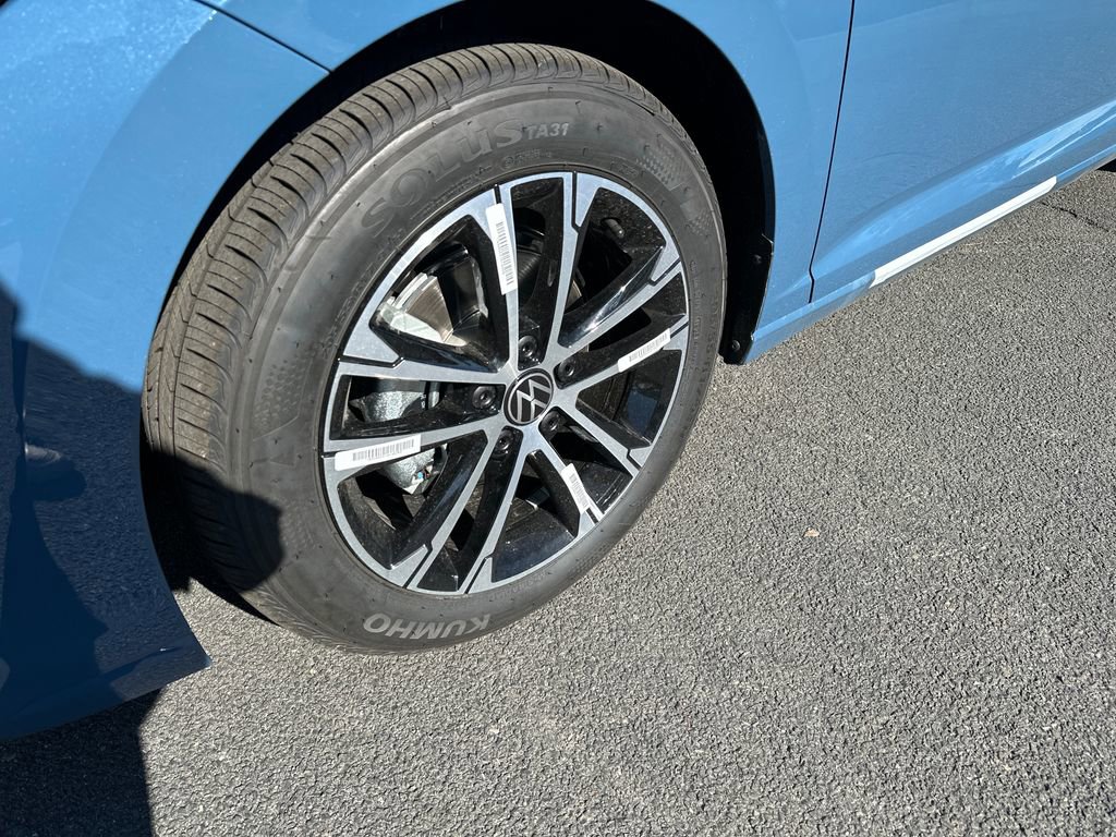 New 2026 Volkswagen Jetta Sport FWD image 2