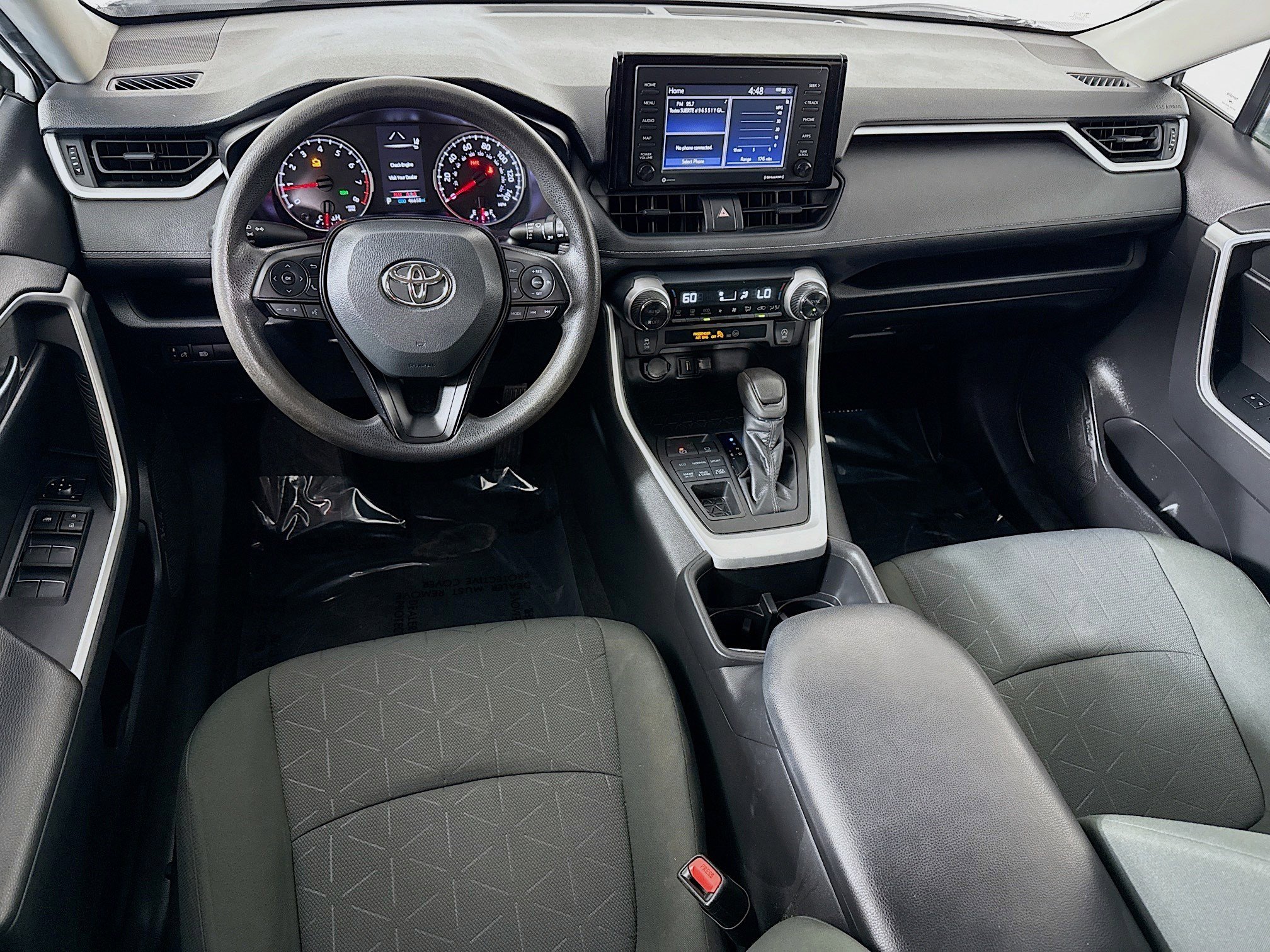 Used 2022 Toyota RAV4 XLE image 17