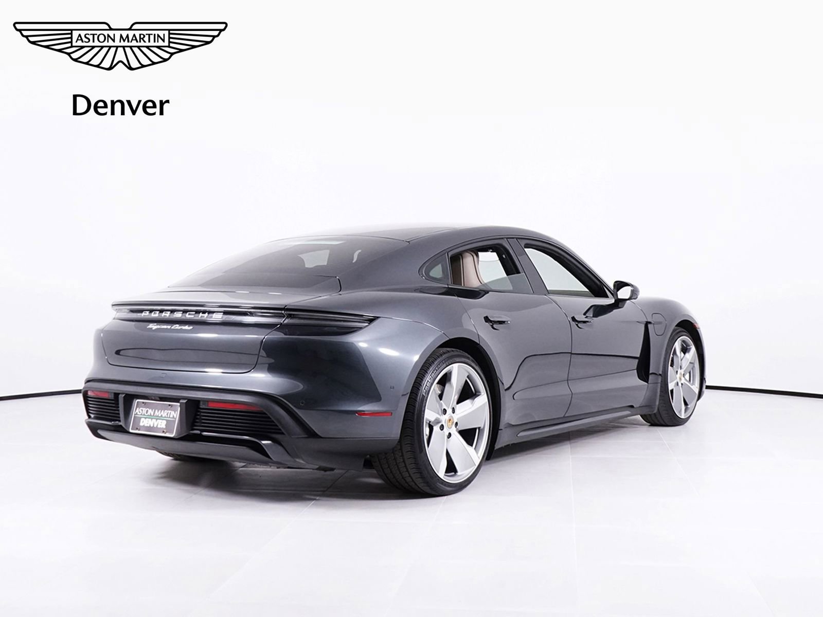 Used 2020 Porsche Taycan Turbo image 8