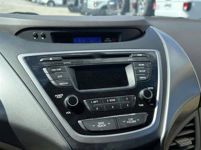 Used 2013 Hyundai Elantra GLS FWD image 17