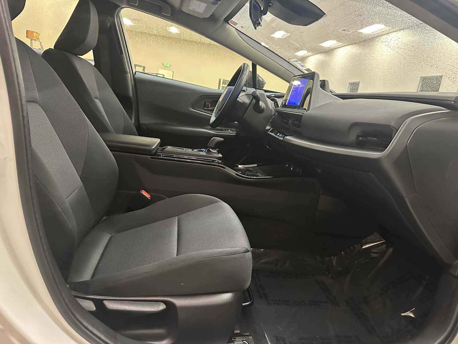 Used 2024 Toyota Prius LE image 26