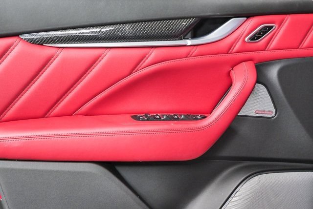 Certified 2022 Maserati Levante Trofeo AWD/4WD image 8