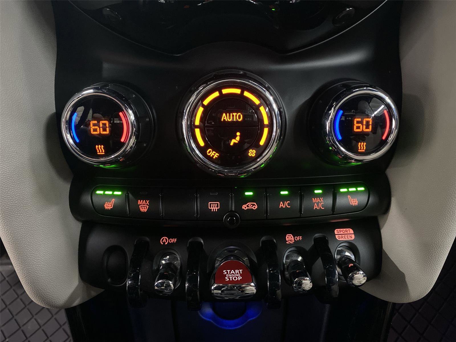 Used 2019 MINI Cooper S image 21